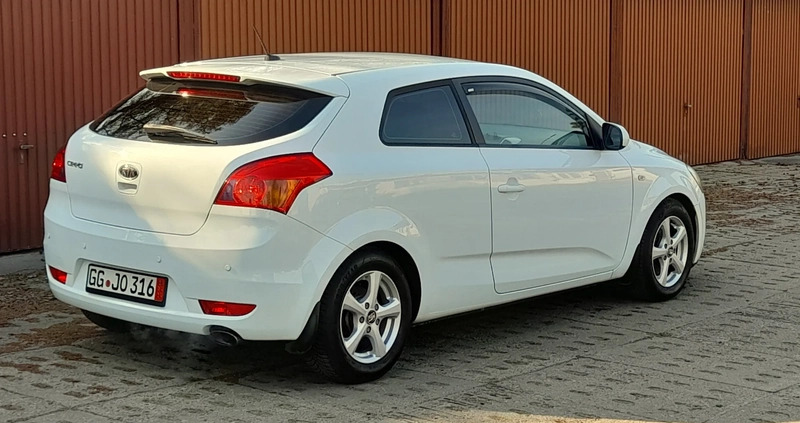 Kia Pro_cee'd cena 7999 przebieg: 197915, rok produkcji 2011 z Tczew małe 211